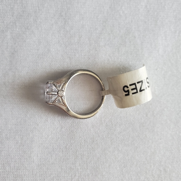 Charmed Aroma Sterling Silver CZ Ring Size 5/6 - Picture 3 of 4